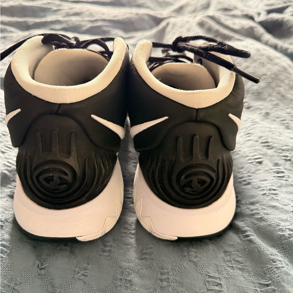 Nike Kyrie Irving 6